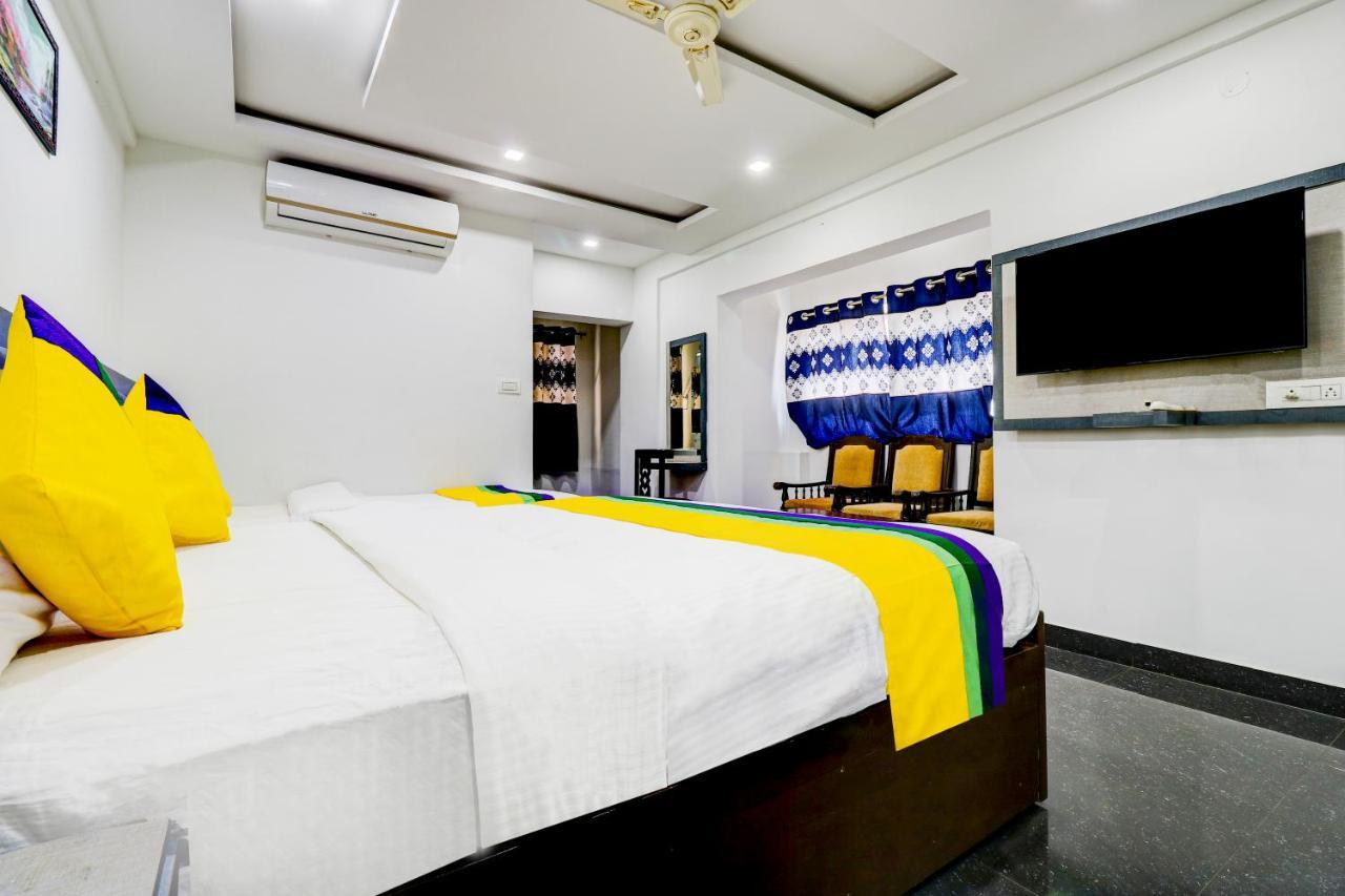 Itsy By Treebo - Hill View Hotel Madikeri Exterior photo